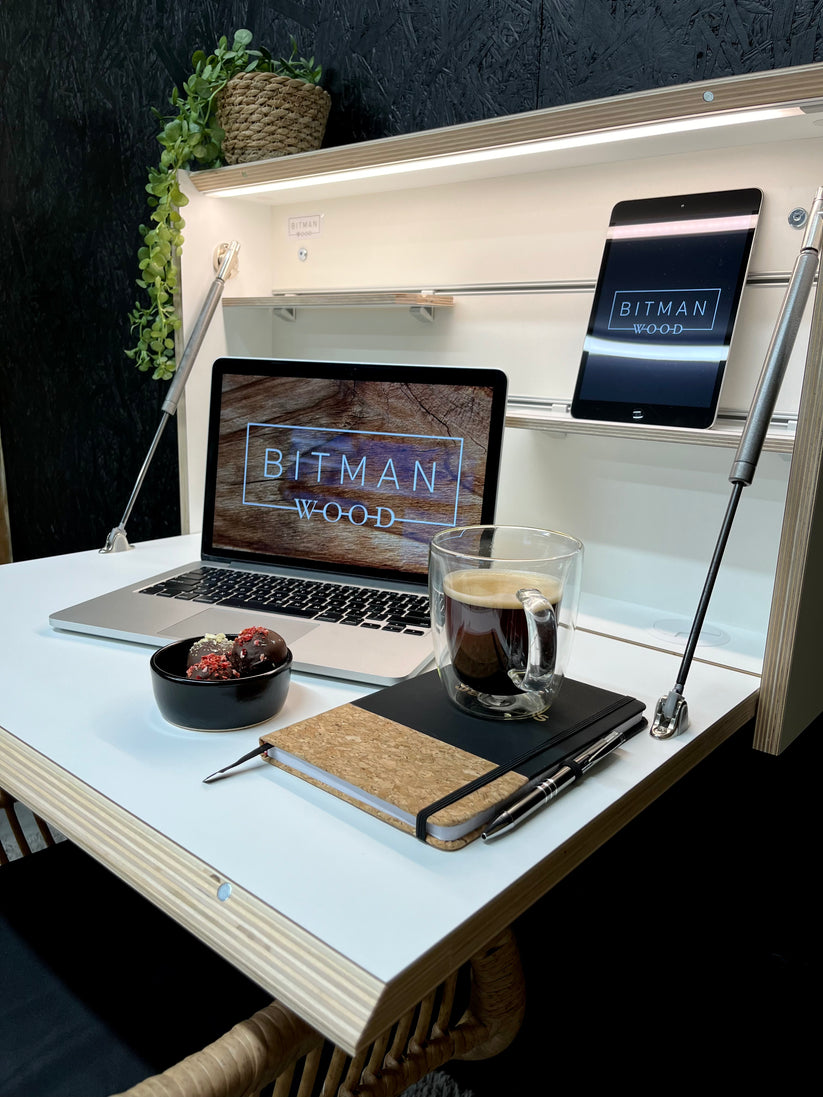 مكتب حائط عصري قابل للطي – أنيق وموفّر للمساحة